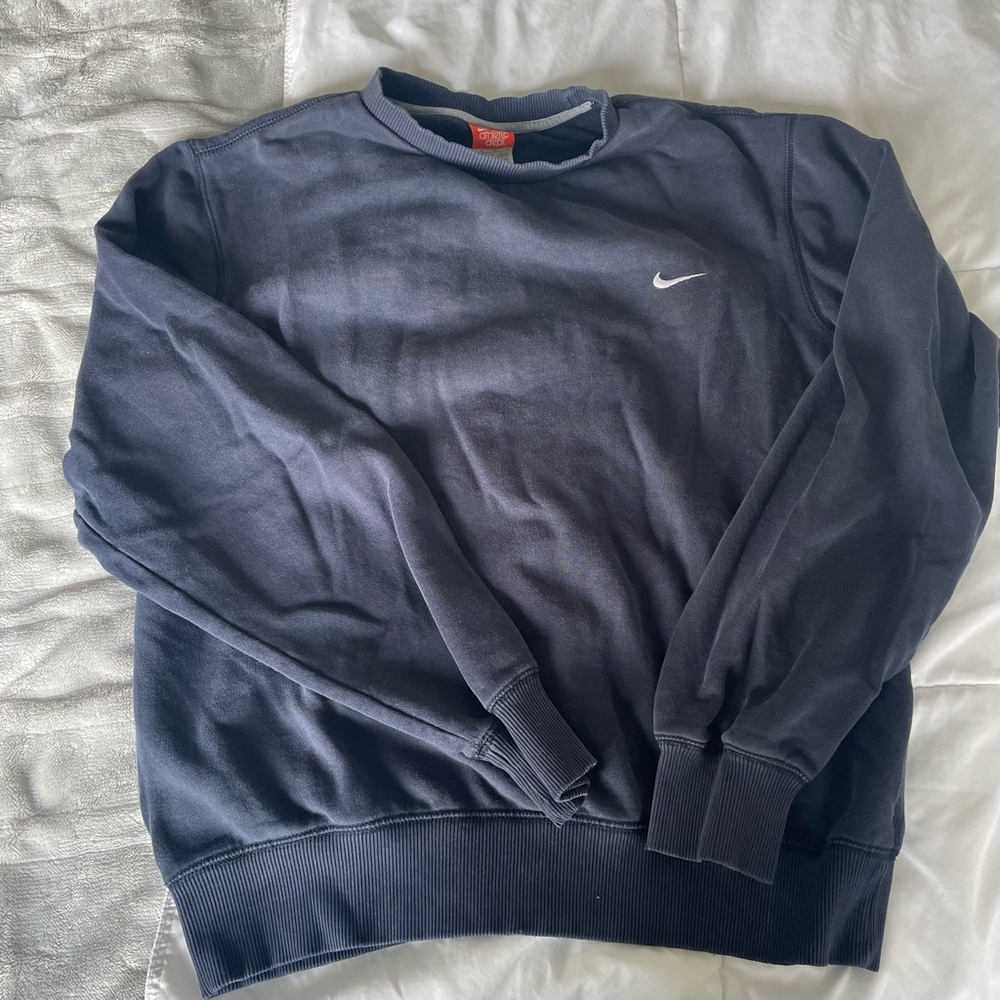 Vintage Nike embroidered crew neck